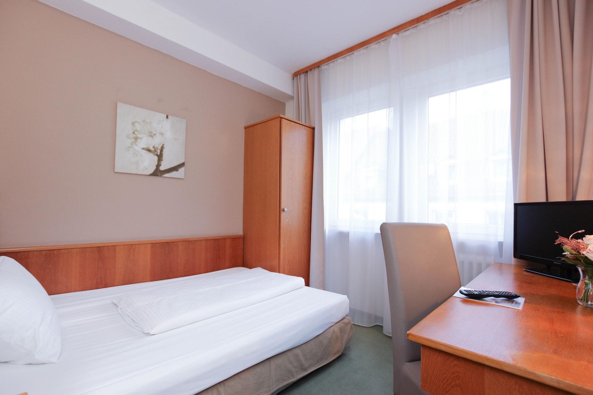 City Hotel Wuerzburg ภายนอก รูปภาพ