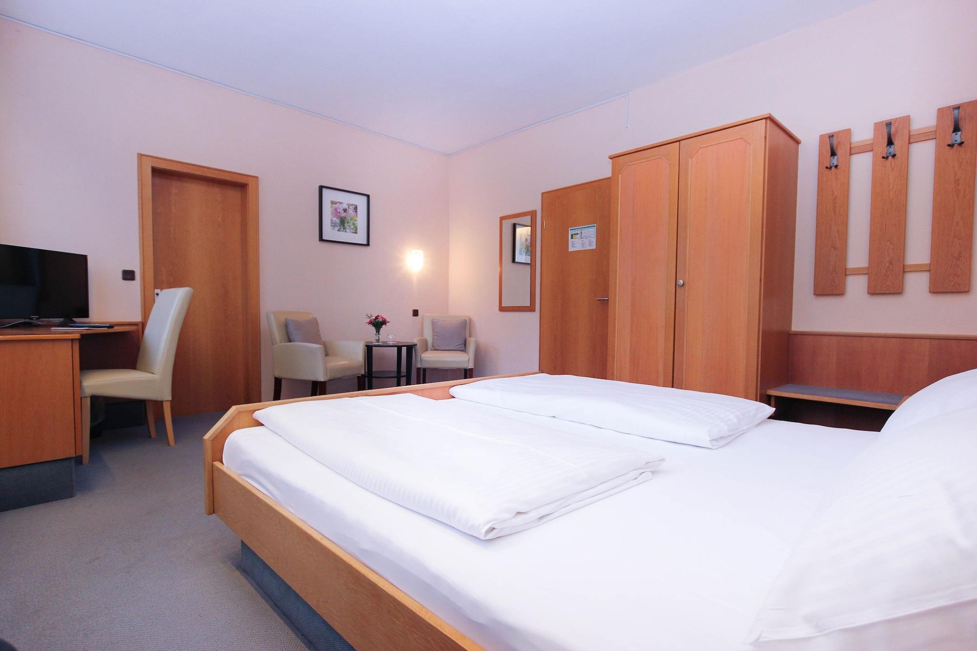 City Hotel Wuerzburg ภายนอก รูปภาพ