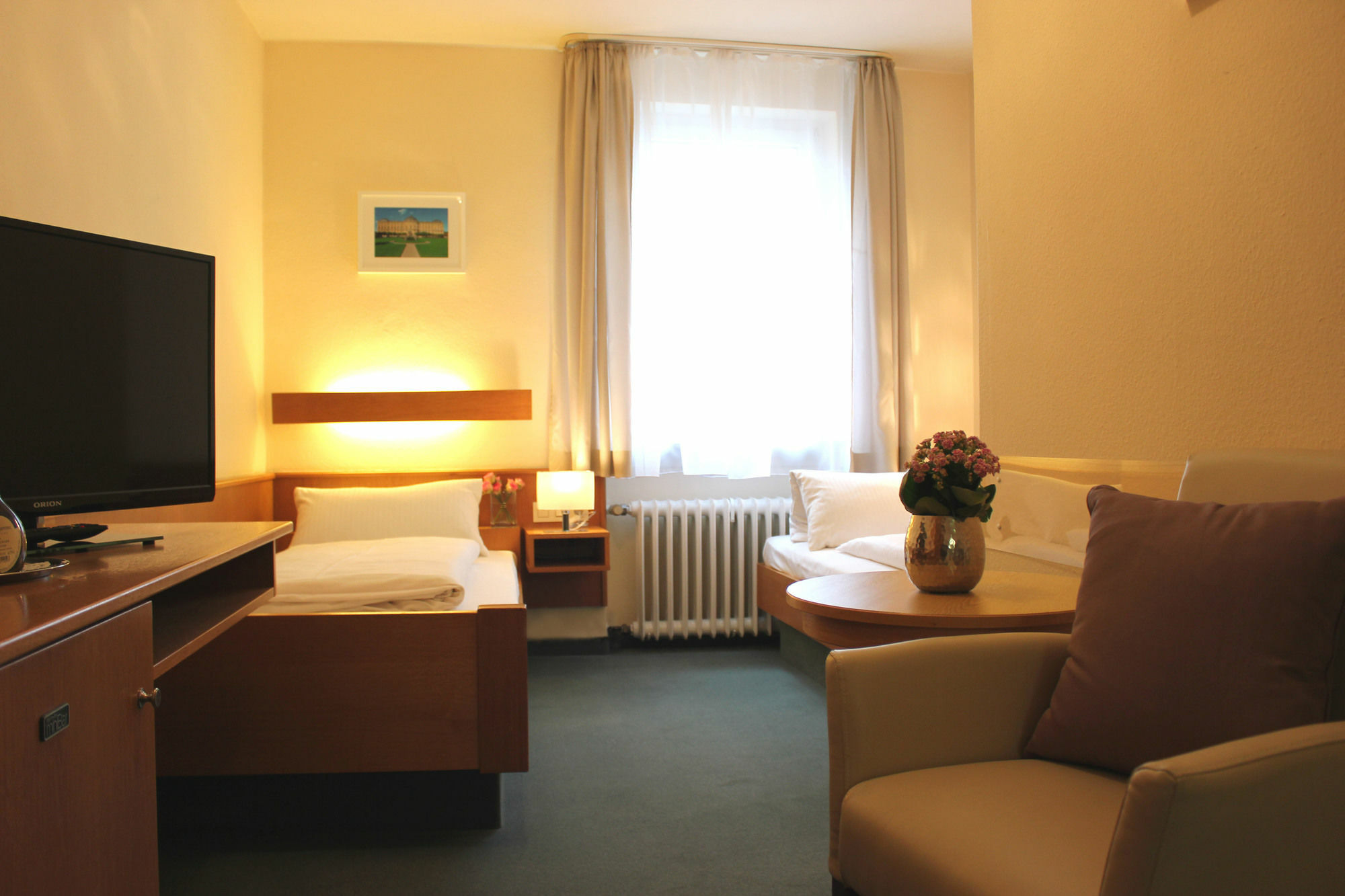 City Hotel Wuerzburg ภายนอก รูปภาพ
