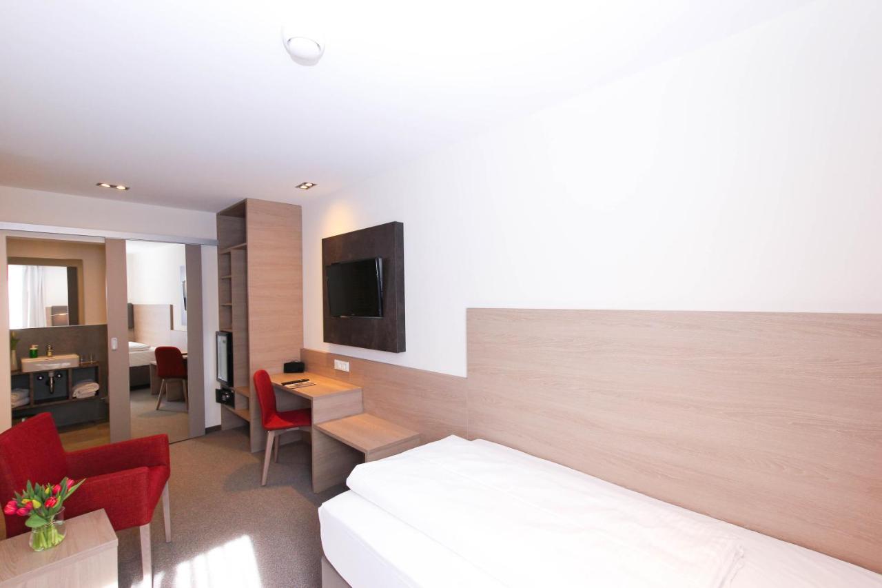 City Hotel Wuerzburg ภายนอก รูปภาพ