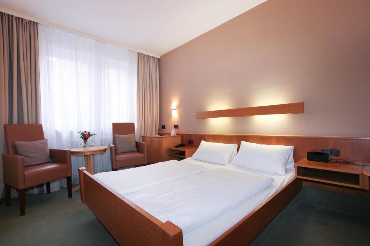 City Hotel Wuerzburg ภายนอก รูปภาพ